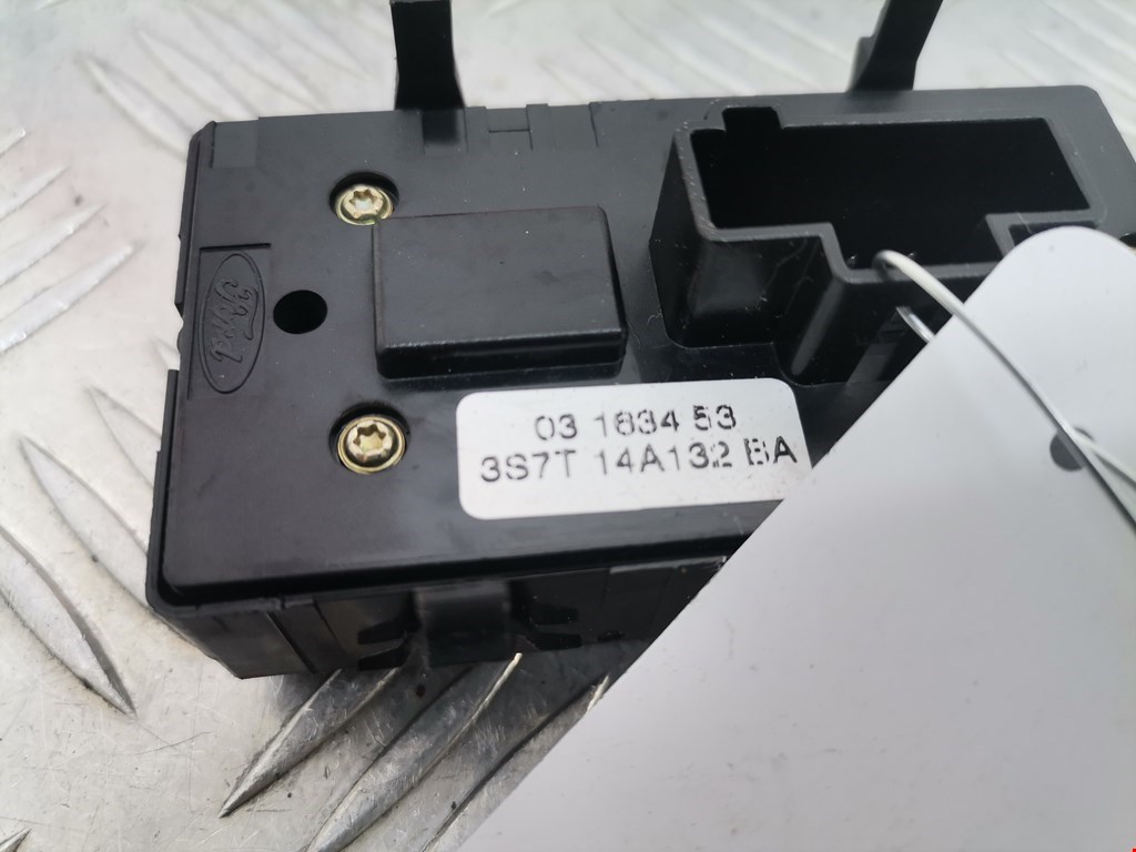 Блок управления стеклоподъемниками FORD Mondeo III 2000-2007