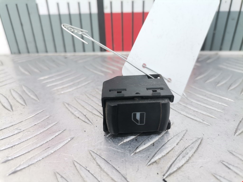 Кнопка стеклоподъемника SKODA Octavia A4 1U- 1997-2010