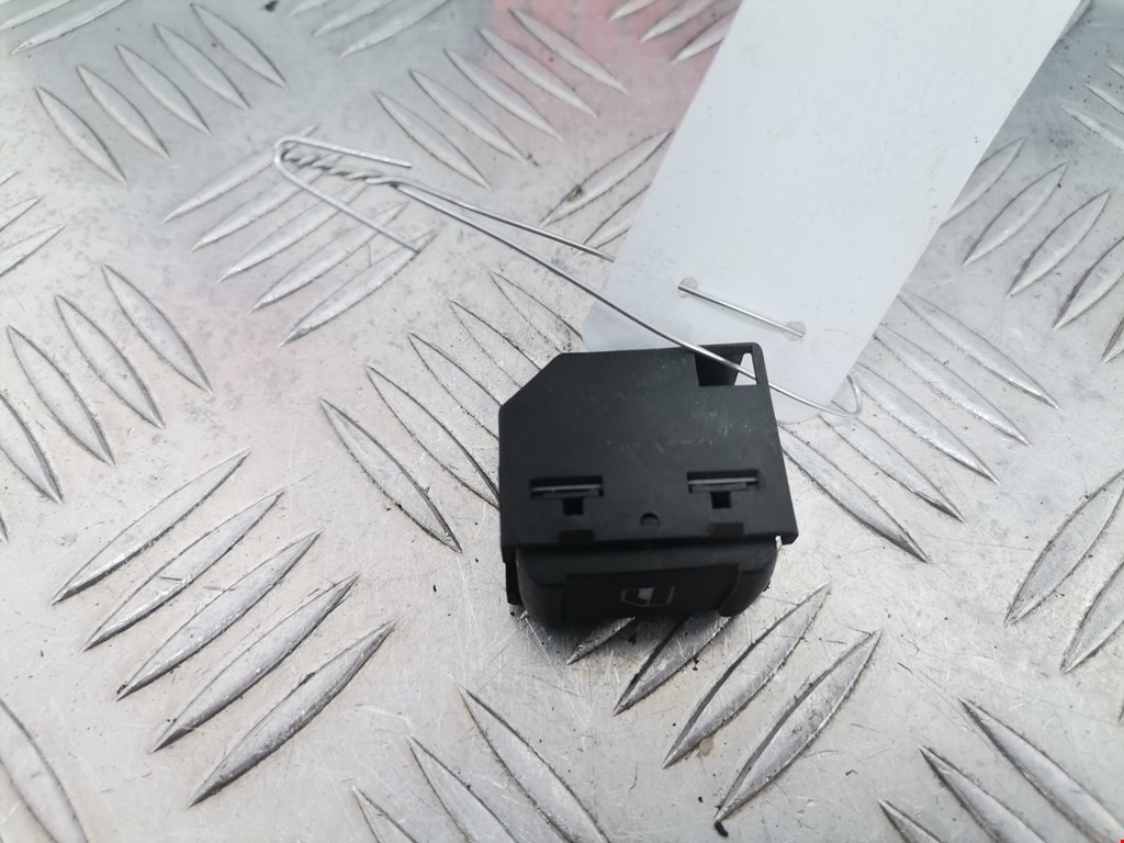 Кнопка стеклоподъемника SKODA Octavia A4 1U- 1997-2010