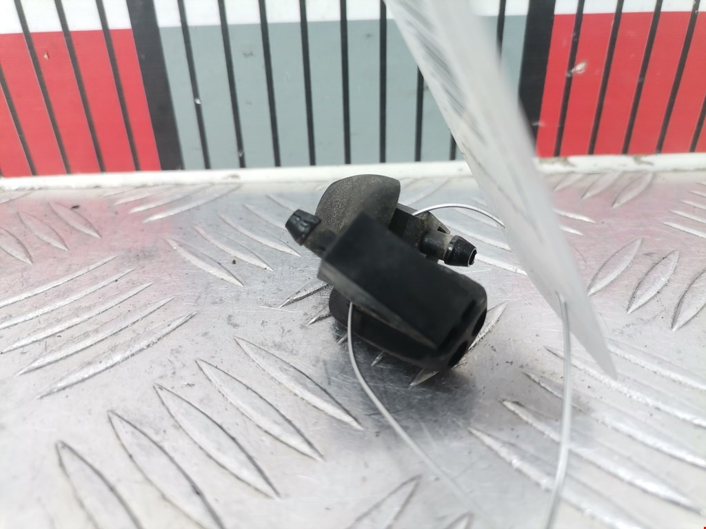 Форсунка омывателя лобового стекла FORD C-MAX 2003-2010