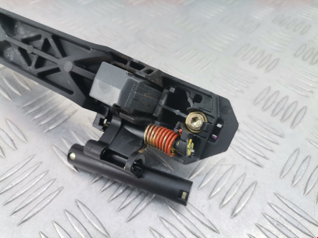 Ручка двери задней наружная левая SUZUKI Swift 2004-2010