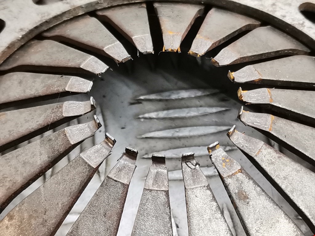 Маховик (демпфер сцепления) FIAT Grande Punto 2005-2009