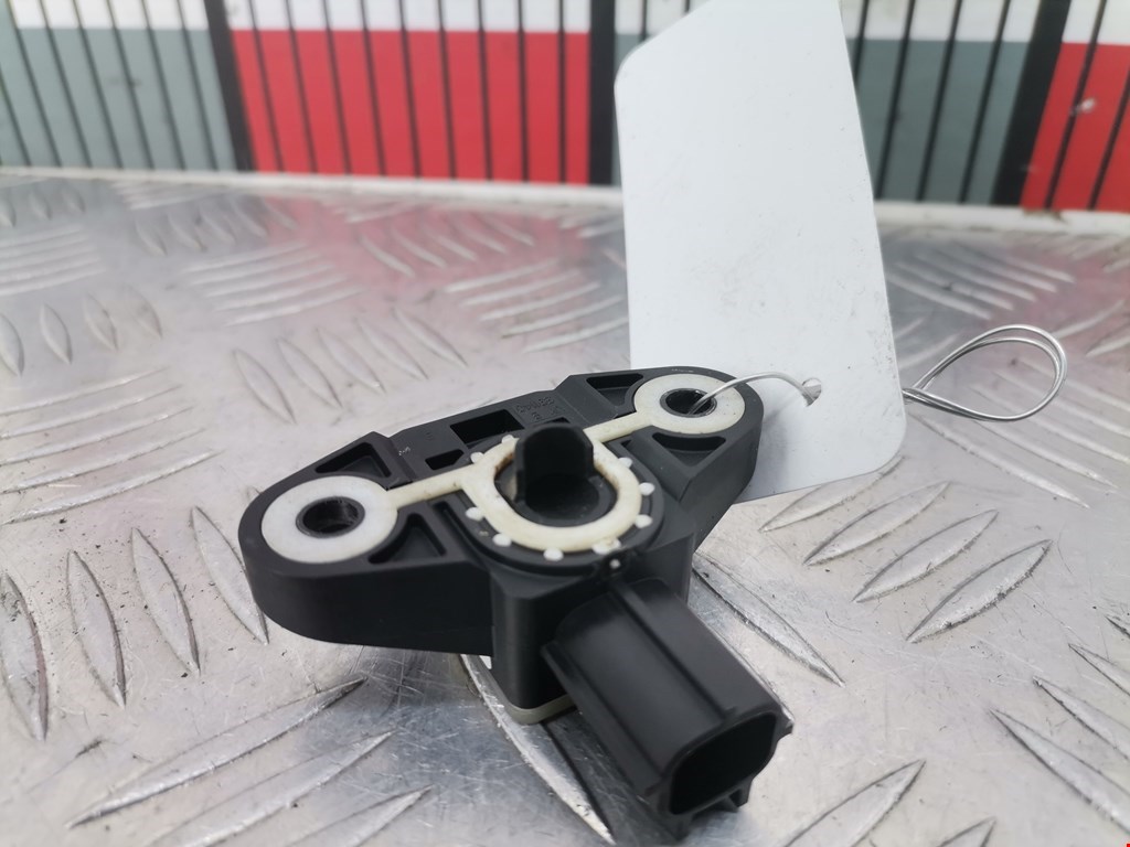 Датчик AIR BAG (подушек безопасности) SKODA Superb 2008-2015