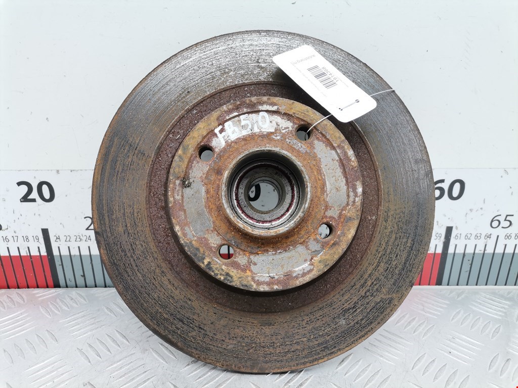 Ступица (кулак цапфа) задняя правая Renault Megane 2 (2002-2009)