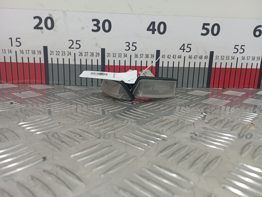 Фонарь подсветки номера NISSAN Tiida C11 2004-2014