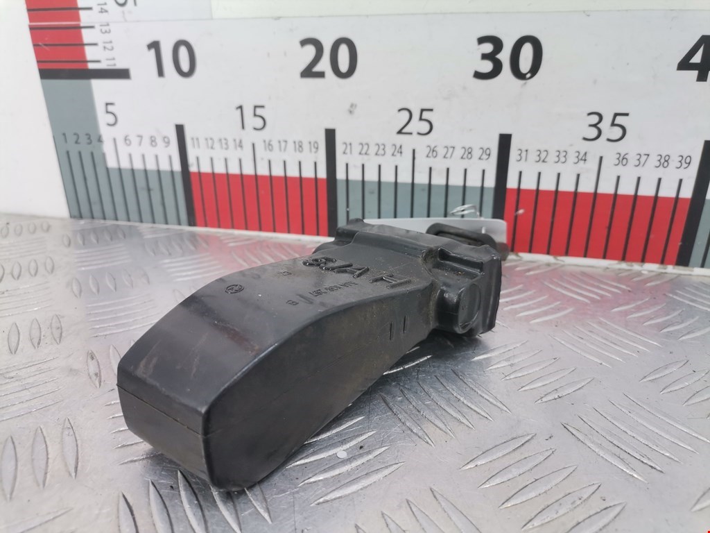 Ограничитель открывания двери SKODA Rapid 2012-2020