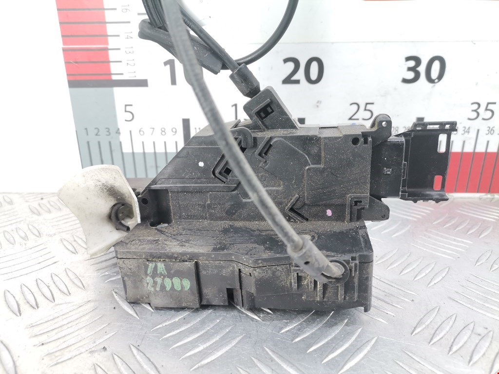 Замок двери передней правой CITROEN C3 Picasso 2009-2017