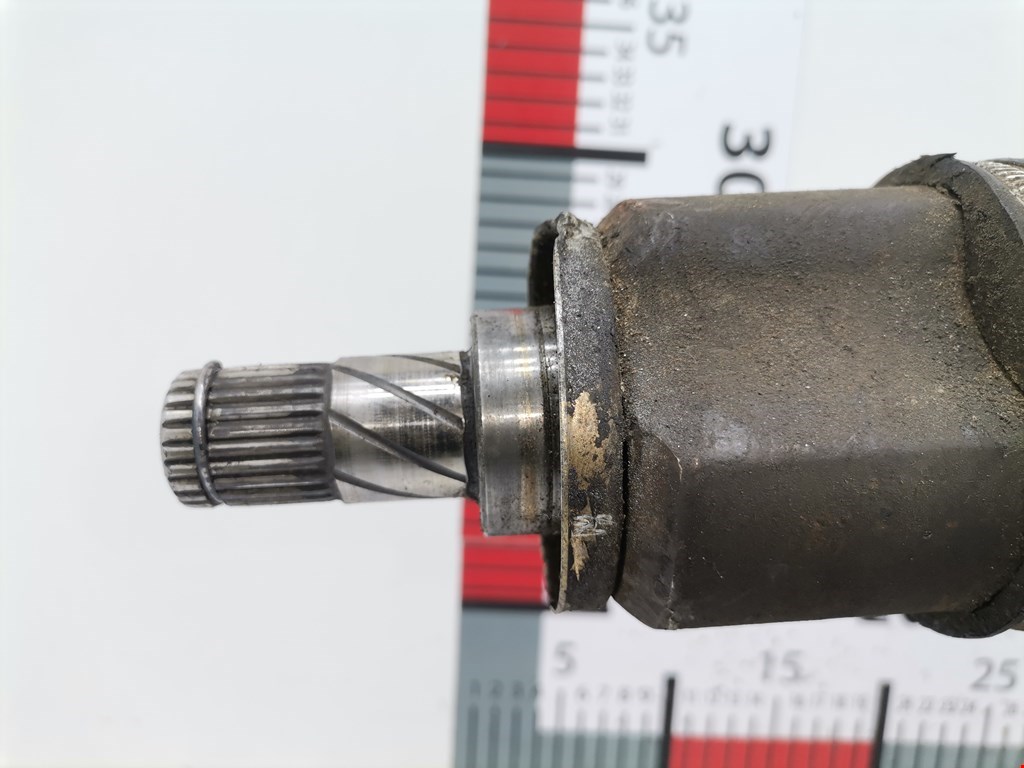 Полуось (привод, приводной вал) передняя правая NISSAN Almera N16 2000-2006