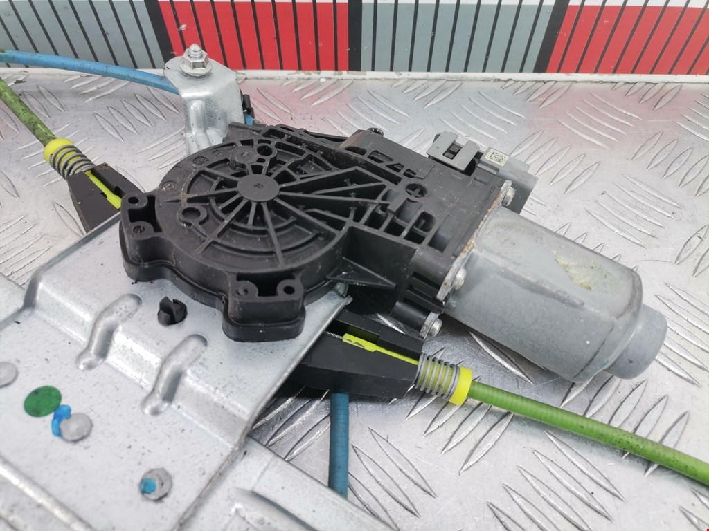 Стеклоподъемник передний правый CITROEN C3 Picasso 2009-2017