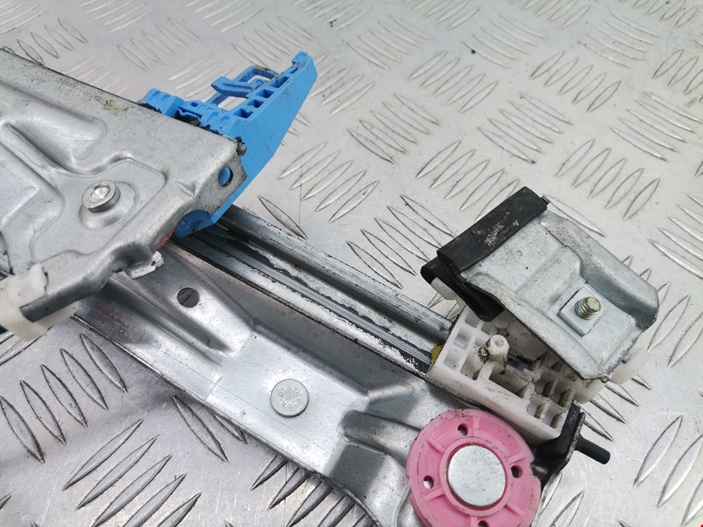 Стеклоподъемник передний правый CITROEN C3 Picasso 2009-2017