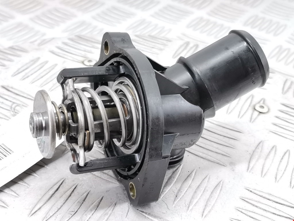 Корпус термостата Mazda 6 GG (2002-2008)