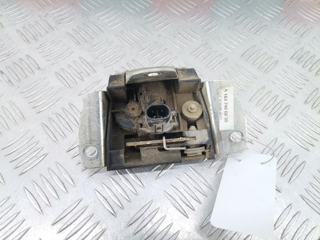 Замок багажника (крышки двери) MERCEDES-BENZ M-Class W163 ML 1997-2005