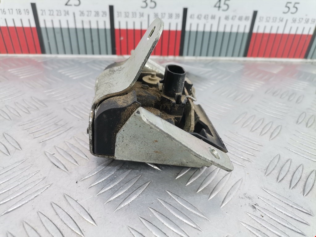 Замок багажника (крышки двери) MERCEDES-BENZ M-Class W163 ML 1997-2005