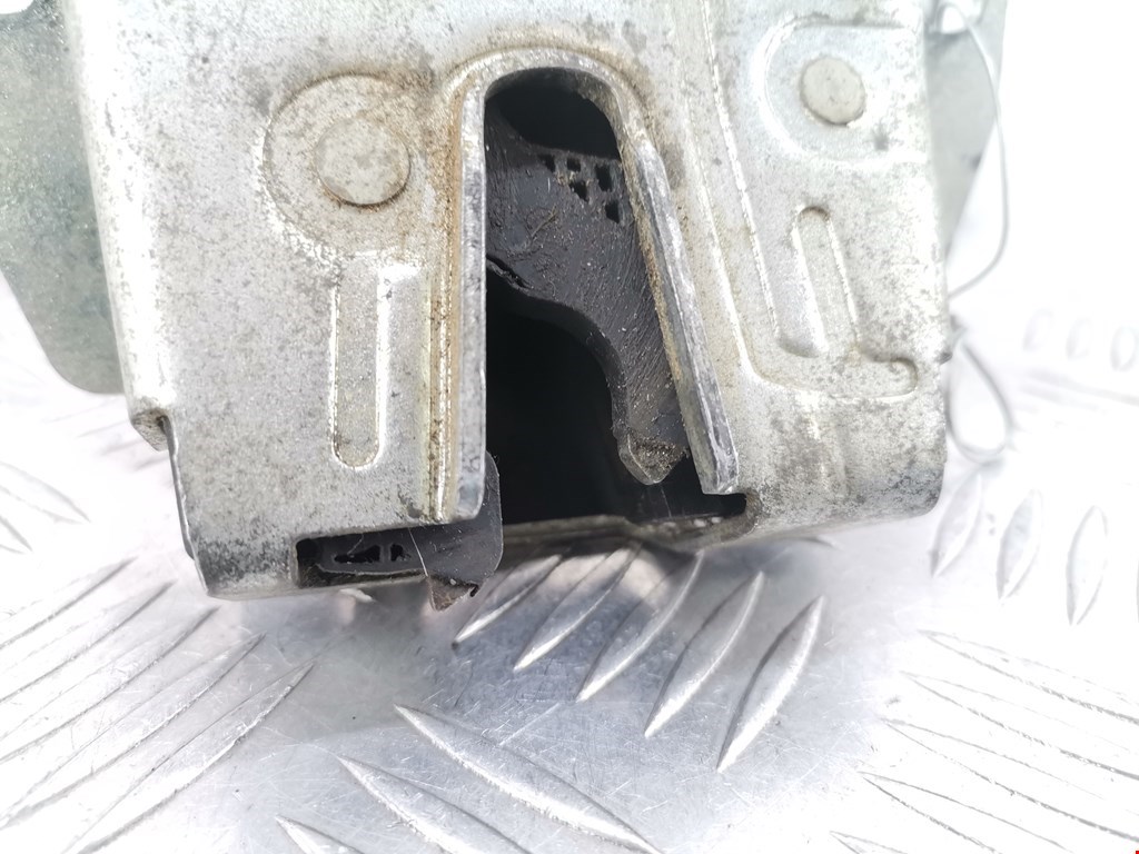 Замок багажника (крышки двери) MERCEDES-BENZ M-Class W163 ML 1997-2005