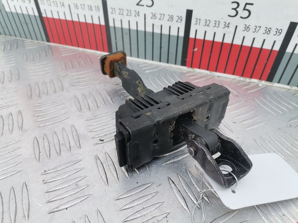 Ограничитель открывания двери BMW X5 E53 1999-2006