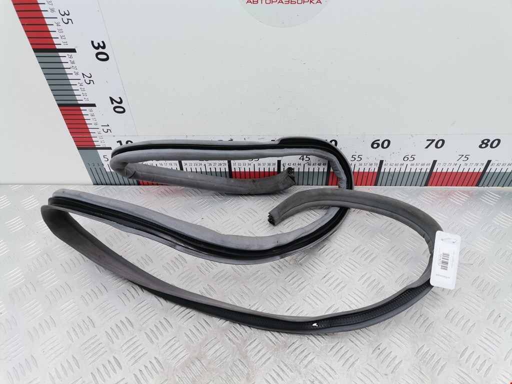 Уплотнитель двери MERCEDES-BENZ S-Class III W140 1991-1998