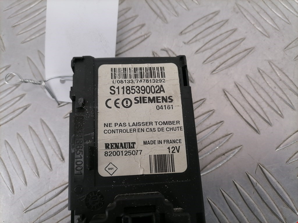 Замок зажигания RENAULT Scenic II 2003-2010