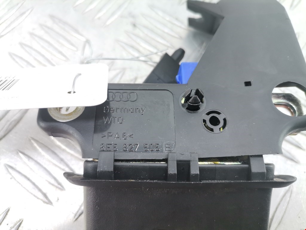 Замок багажника (крышки двери) AUDI A4 B6 2001-2005