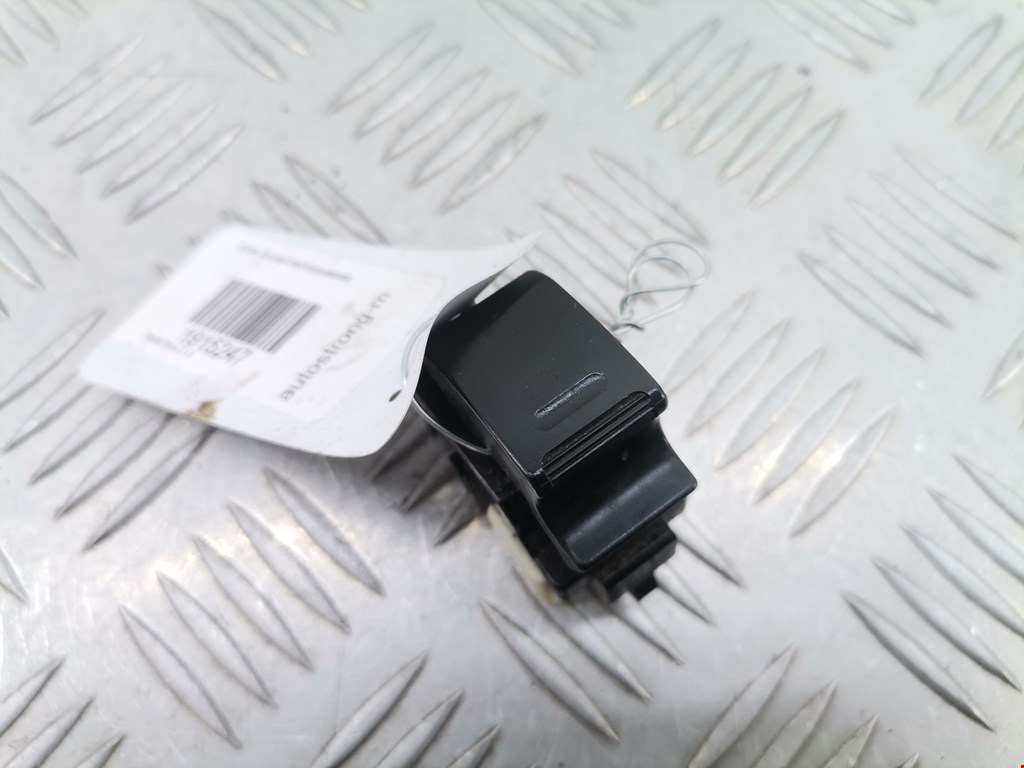 Кнопка стеклоподъемника TOYOTA Prius II XW20 2003-2012