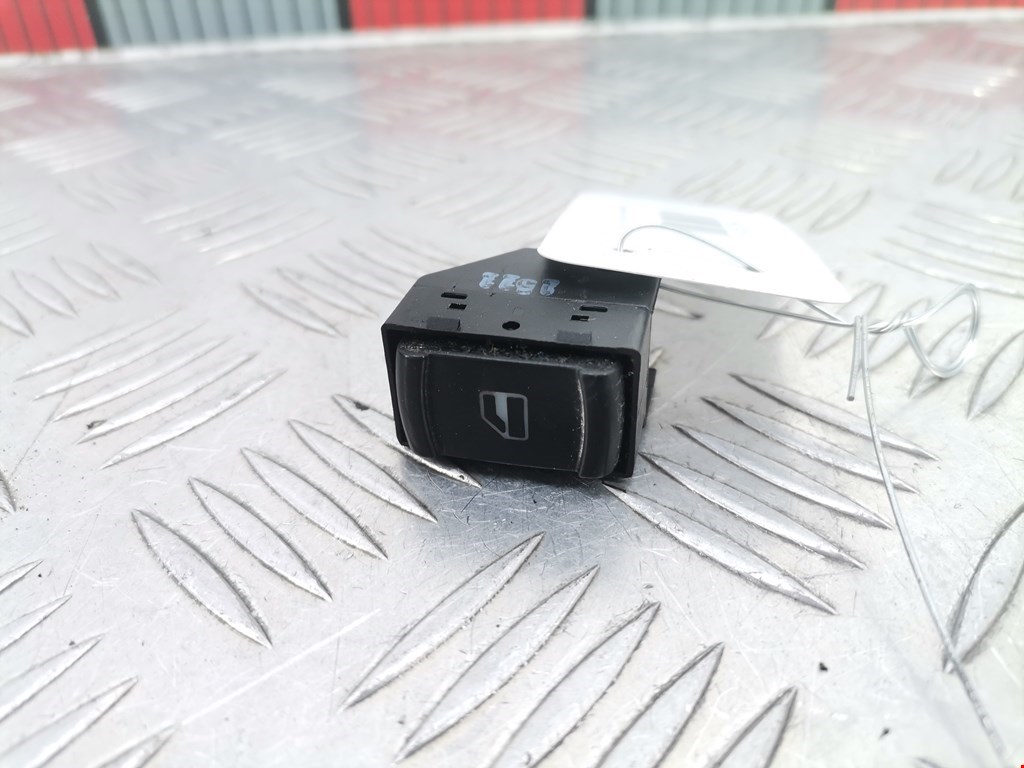 Кнопка стеклоподъемника VOLKSWAGEN Passat B5 1997-2005