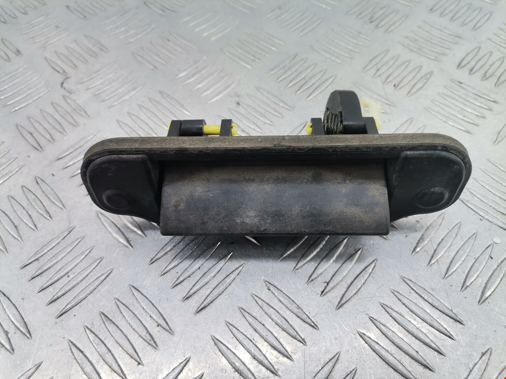 Ручка двери багажника наружная MAZDA Premacy CP 1999-2004