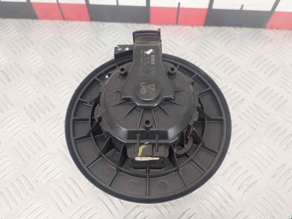 Моторчик (мотор) отопителя салона HYUNDAI Sonata VI YF 2009-2014