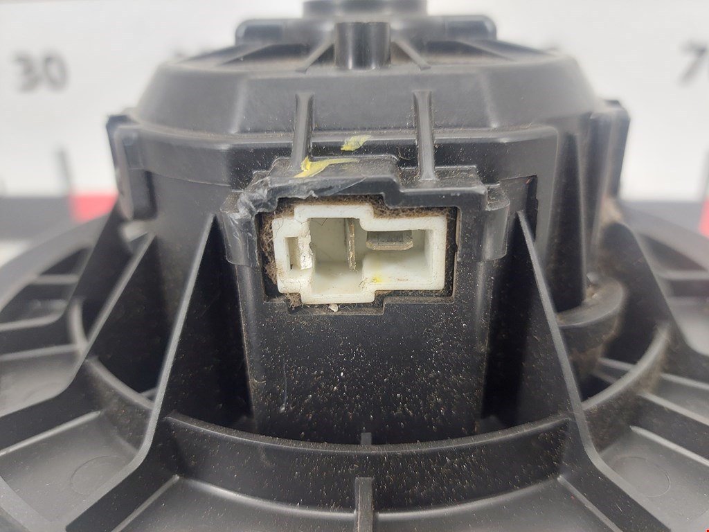 Моторчик (мотор) отопителя салона HYUNDAI Sonata VI YF 2009-2014