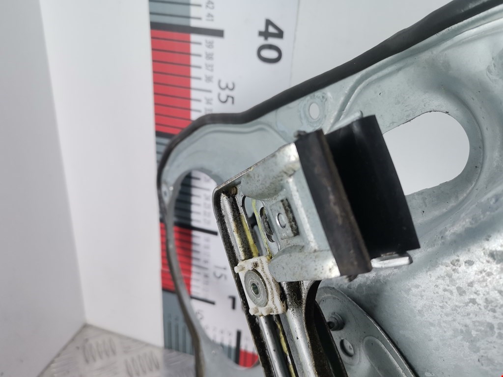 Стеклоподъемник задний левый FORD Focus II 2005-2011