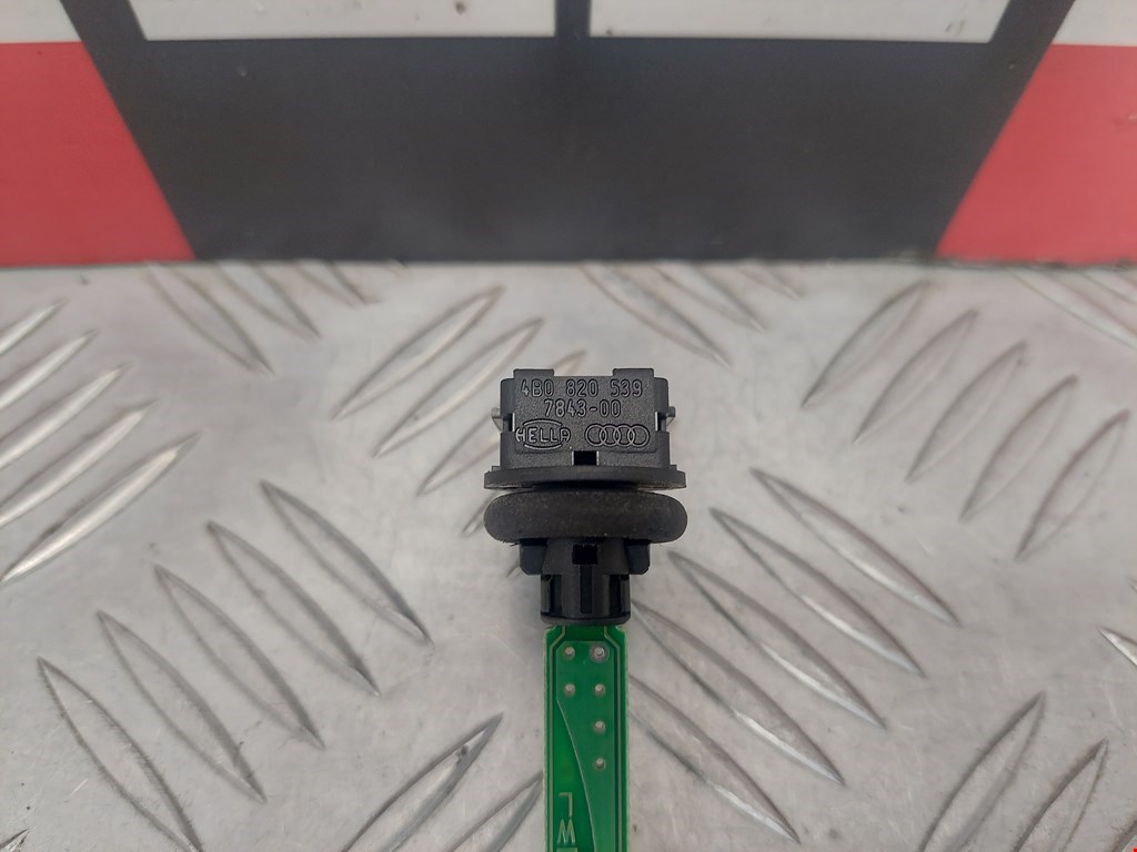 Датчик температуры воздуха AUDI A4 B6 2001-2005