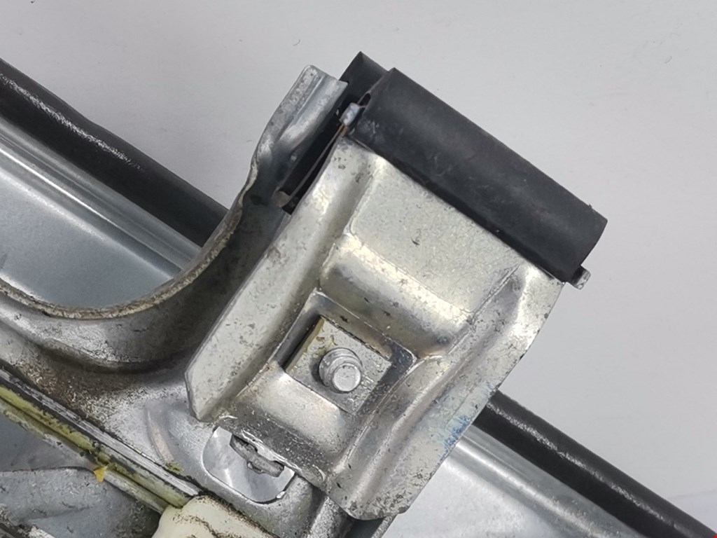 Стеклоподъемник задний левый FORD Focus II 2005-2011