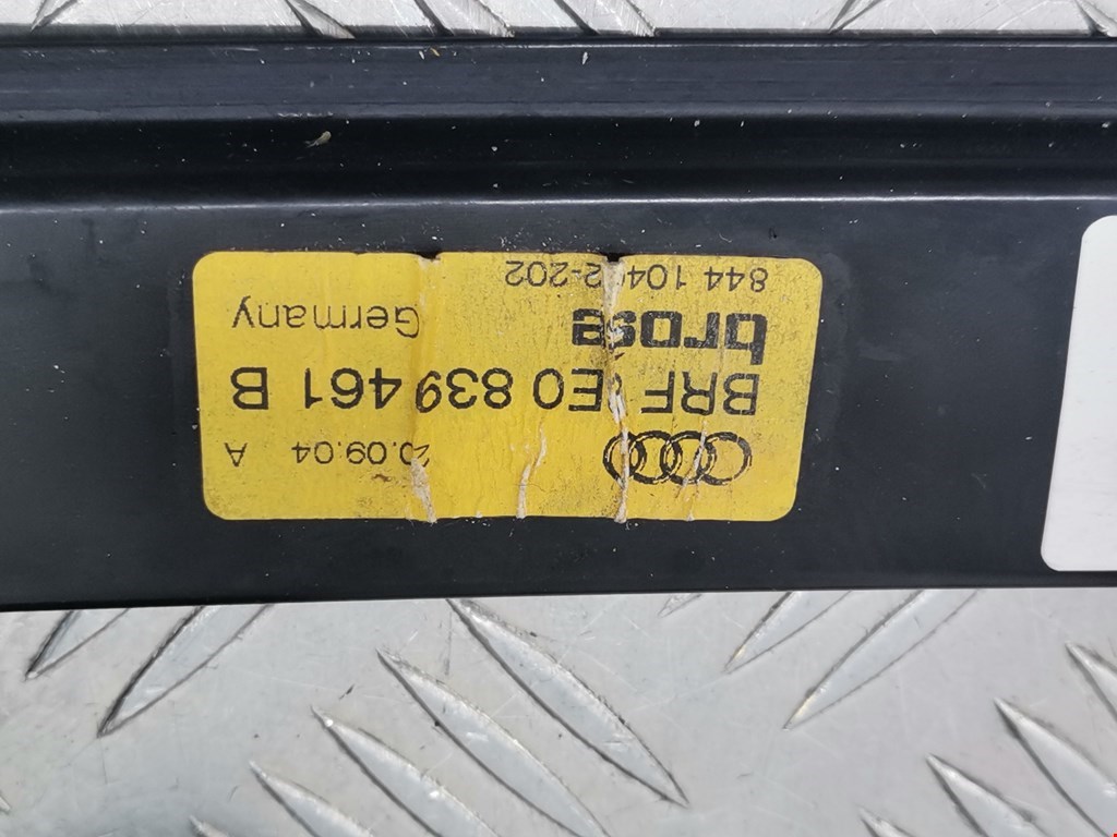 Стеклоподъемник задний левый AUDI A4 B6 2001-2005