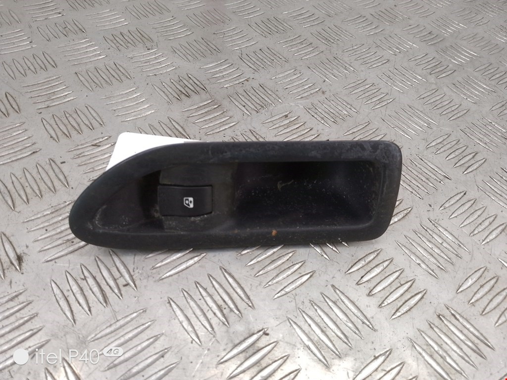Кнопка стеклоподъемника RENAULT Laguna 2001-2007