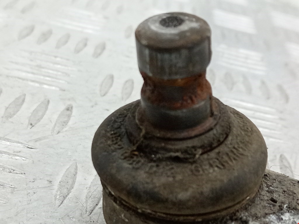 Рычаг передний правый VOLKSWAGEN Passat B5 1997-2005