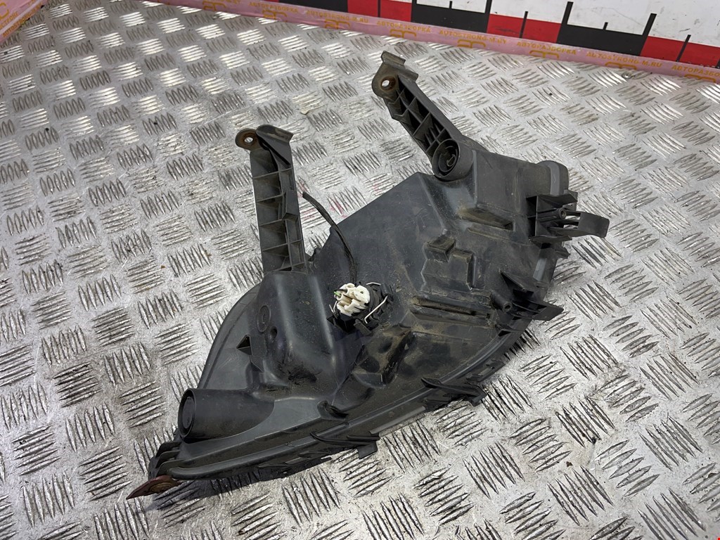 Фара противотуманная правая (ПТФ) OPEL Astra J 2009-2017