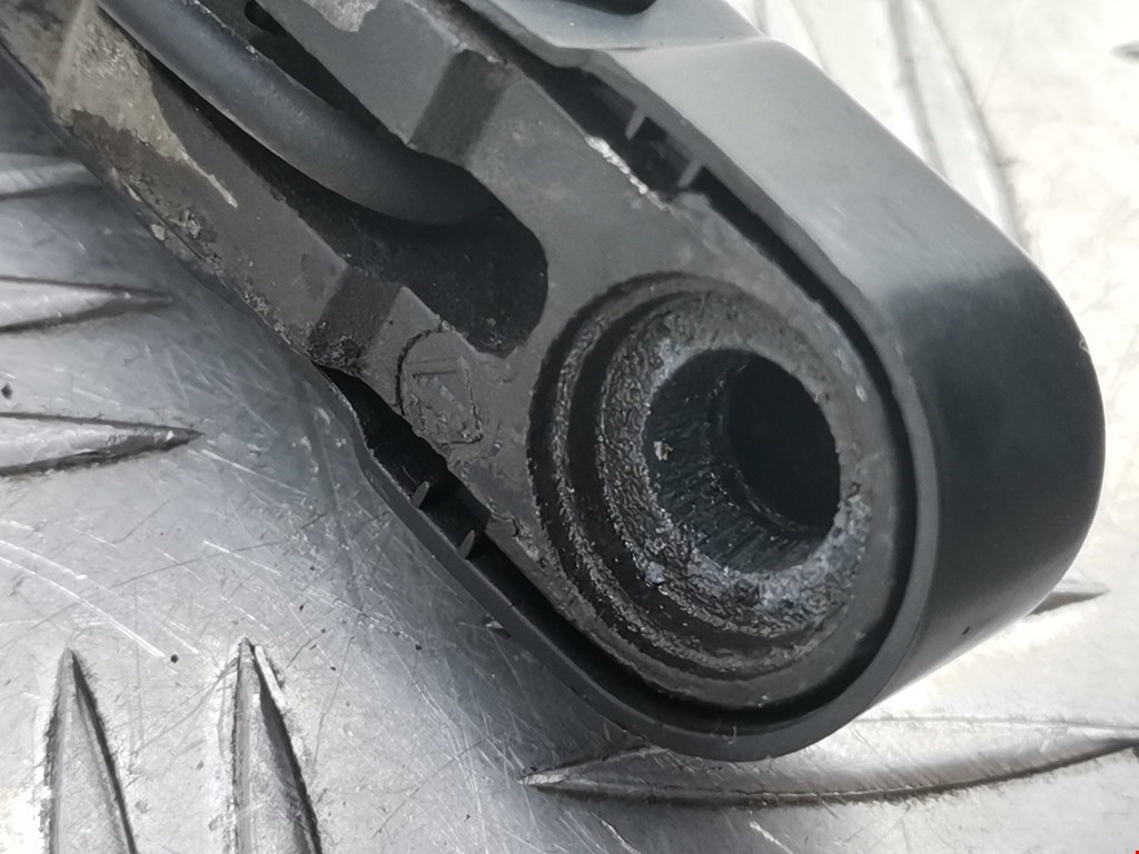 Поводок дворника задний (заднего) MERCEDES-BENZ A-Class W168 1997-2004