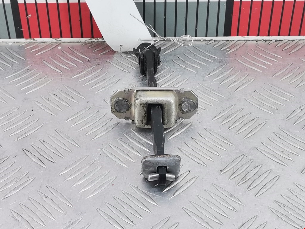 Ограничитель открывания двери SUBARU Impreza 2007-2011