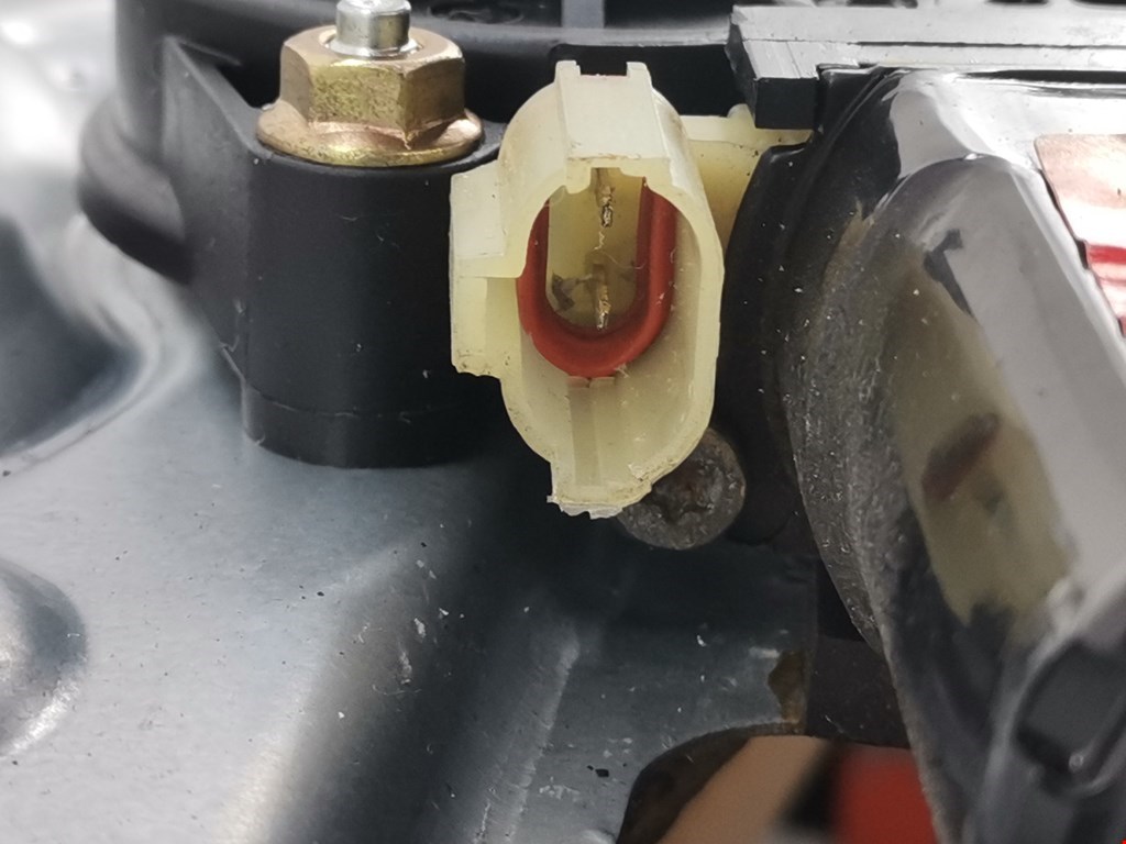 Стеклоподъемник задний правый HYUNDAI Tucson l 2004-2010