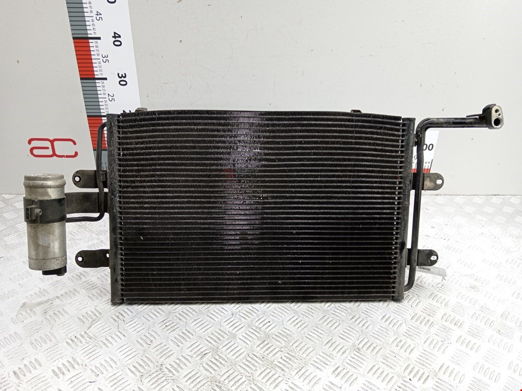 Радиатор кондиционера VOLKSWAGEN Golf IV 1997-2003