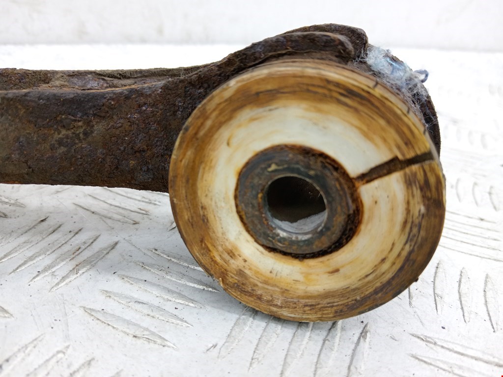 Рычаг передний правый IVECO Daily III 1999-2006