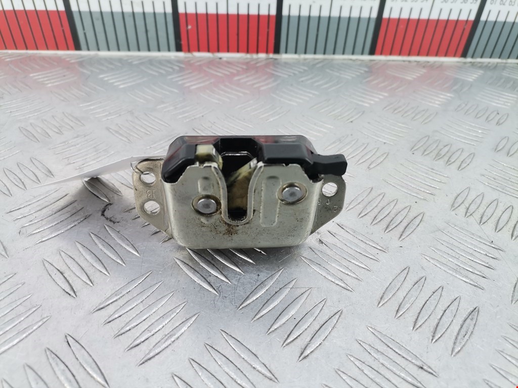 Замок багажника (крышки двери) CHEVROLET Spark 2010-2015