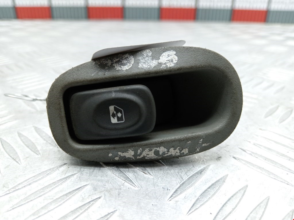 Кнопка стеклоподъемника RENAULT Megane I 1996-2002
