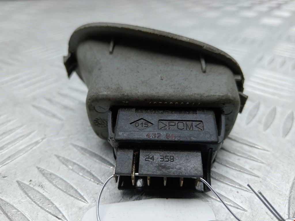 Кнопка стеклоподъемника RENAULT Megane I 1996-2002