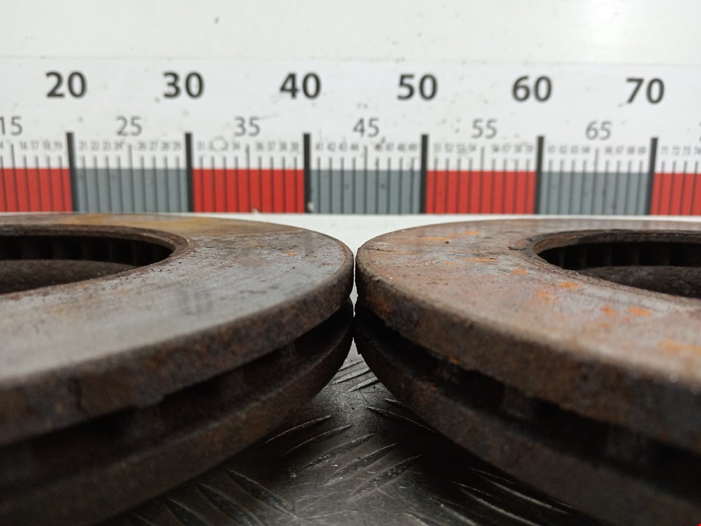 Диск тормозной передний CHEVROLET Cruze 2009-2015