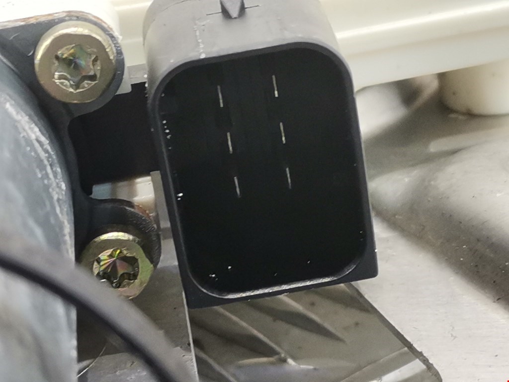 Стеклоподъемник задний левый MERCEDES-BENZ S-Class IV W220 1998-2005