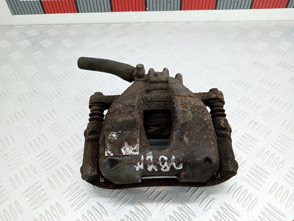 Суппорт передний правый PEUGEOT 308 2007-2015