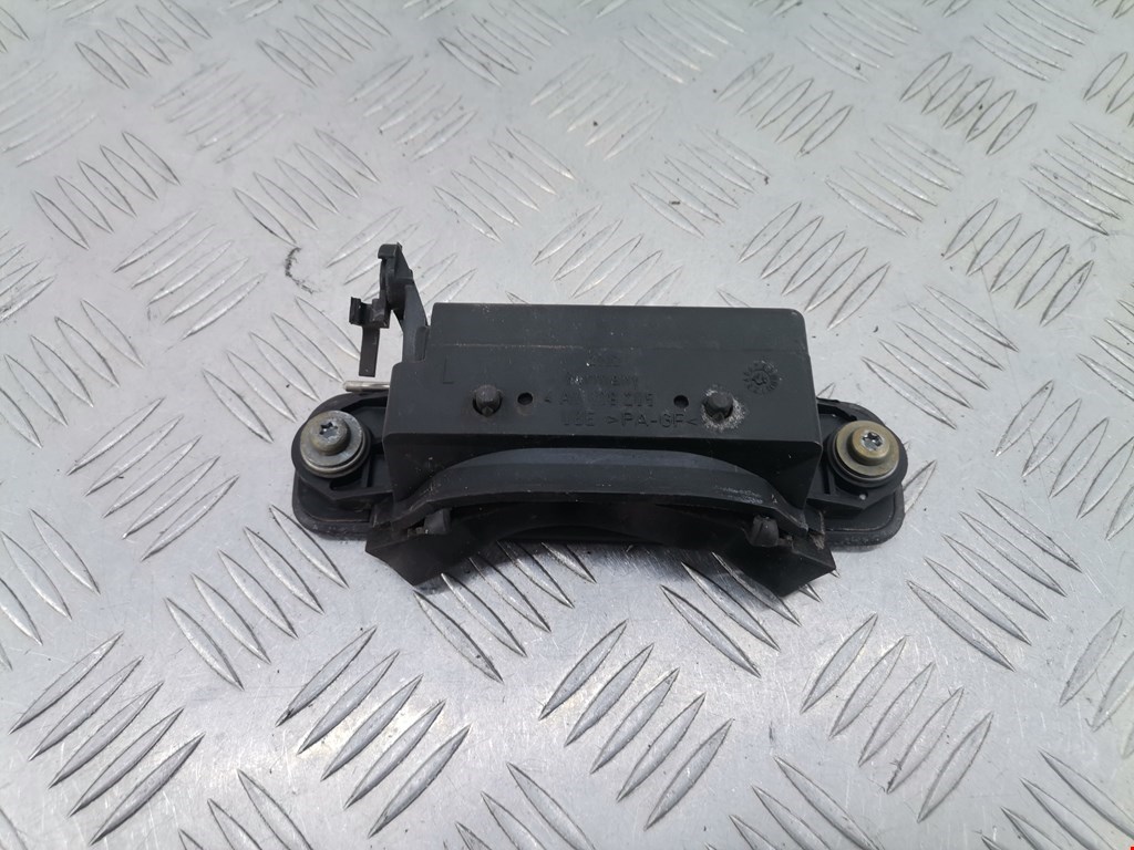 Ручка двери задней наружная левая AUDI A4 B5 1995-2001