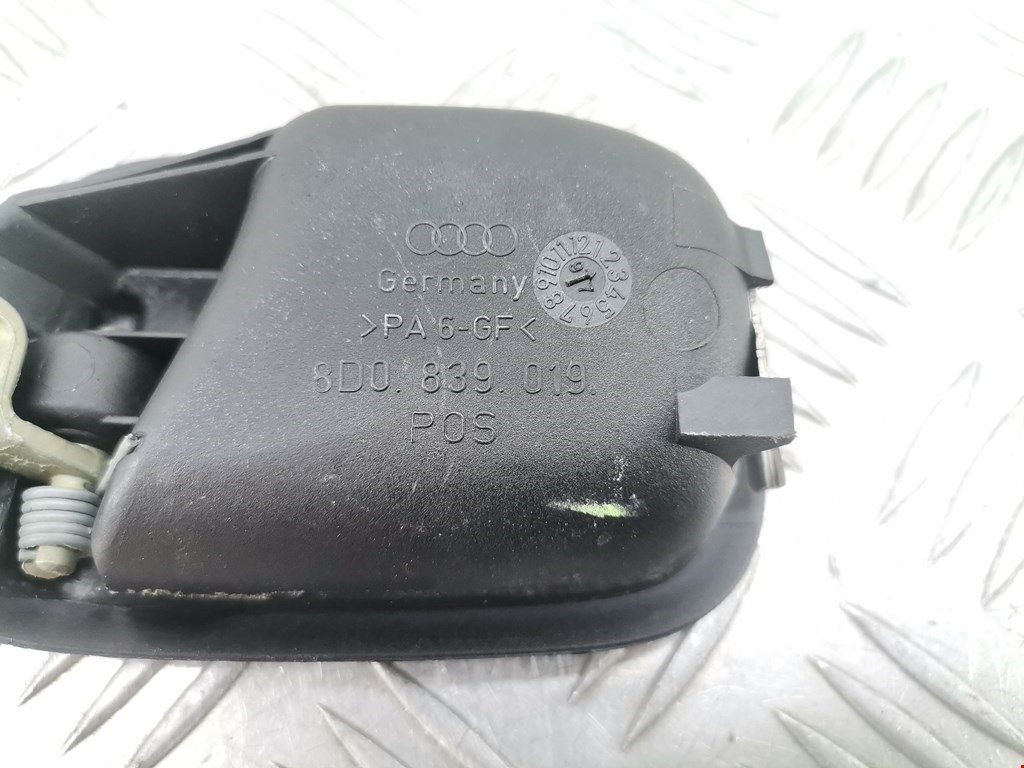 Ручка дверная задняя внутренняя левая AUDI A4 B5 1995-2001