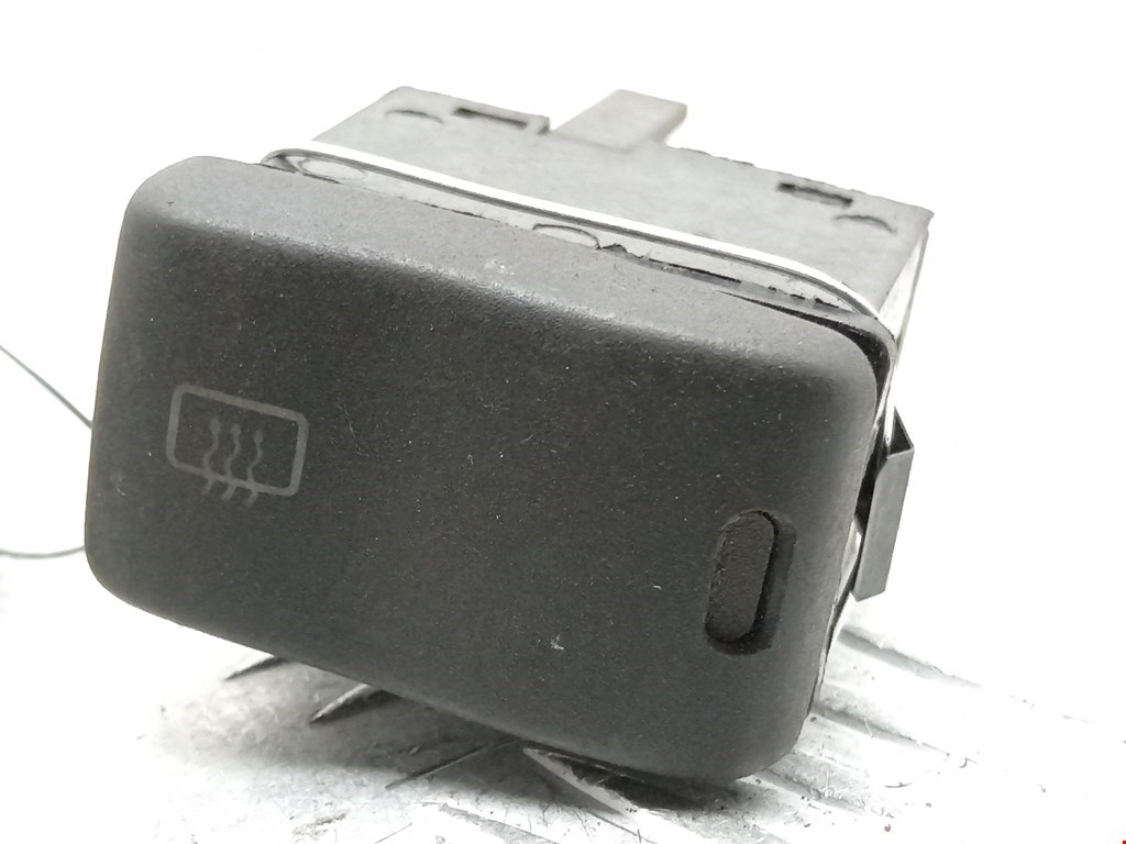 Кнопка подогрева (обогрева) заднего стекла Volkswagen Polo 3 (1994-2002)