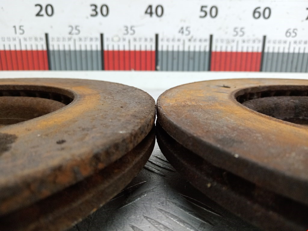 Диск тормозной передний OPEL Corsa D 2006-2014