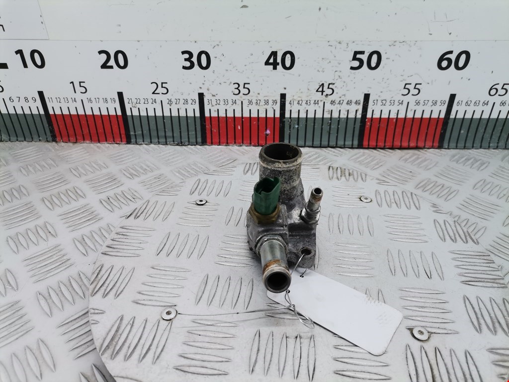 Корпус термостата FIAT Grande Punto 2005-2009